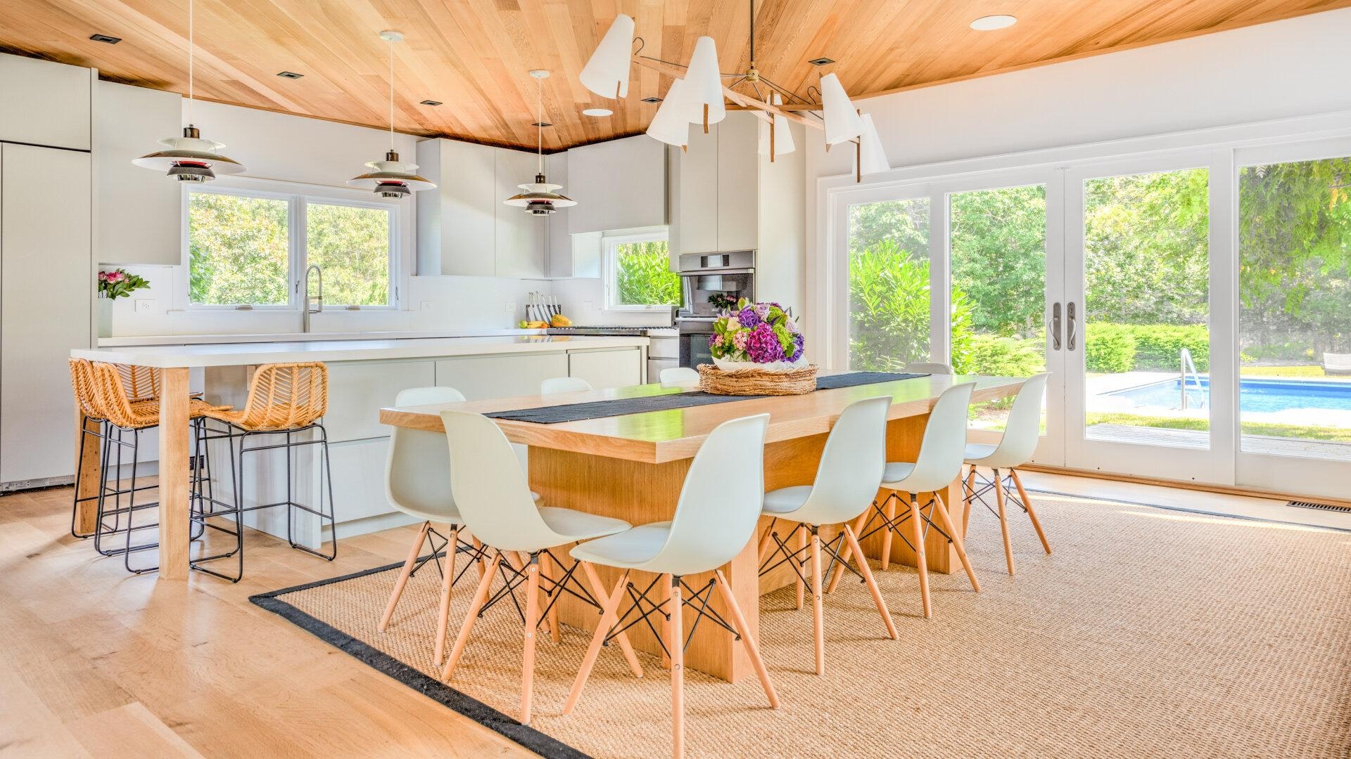 Southampton Vacation Home Five Bedroom with Pool