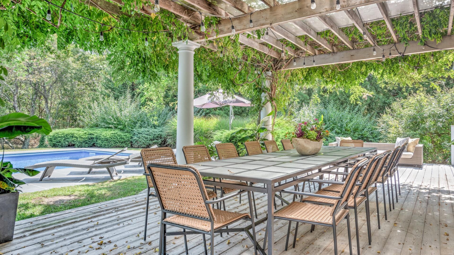 Southampton Vacation Home Five Bedroom with Pool