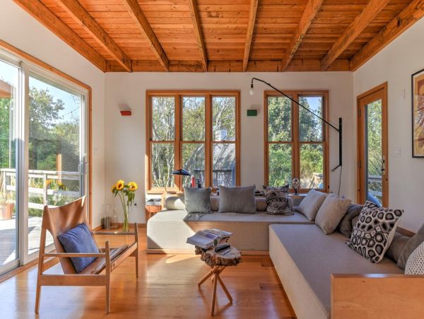 Hamptons Home 999802