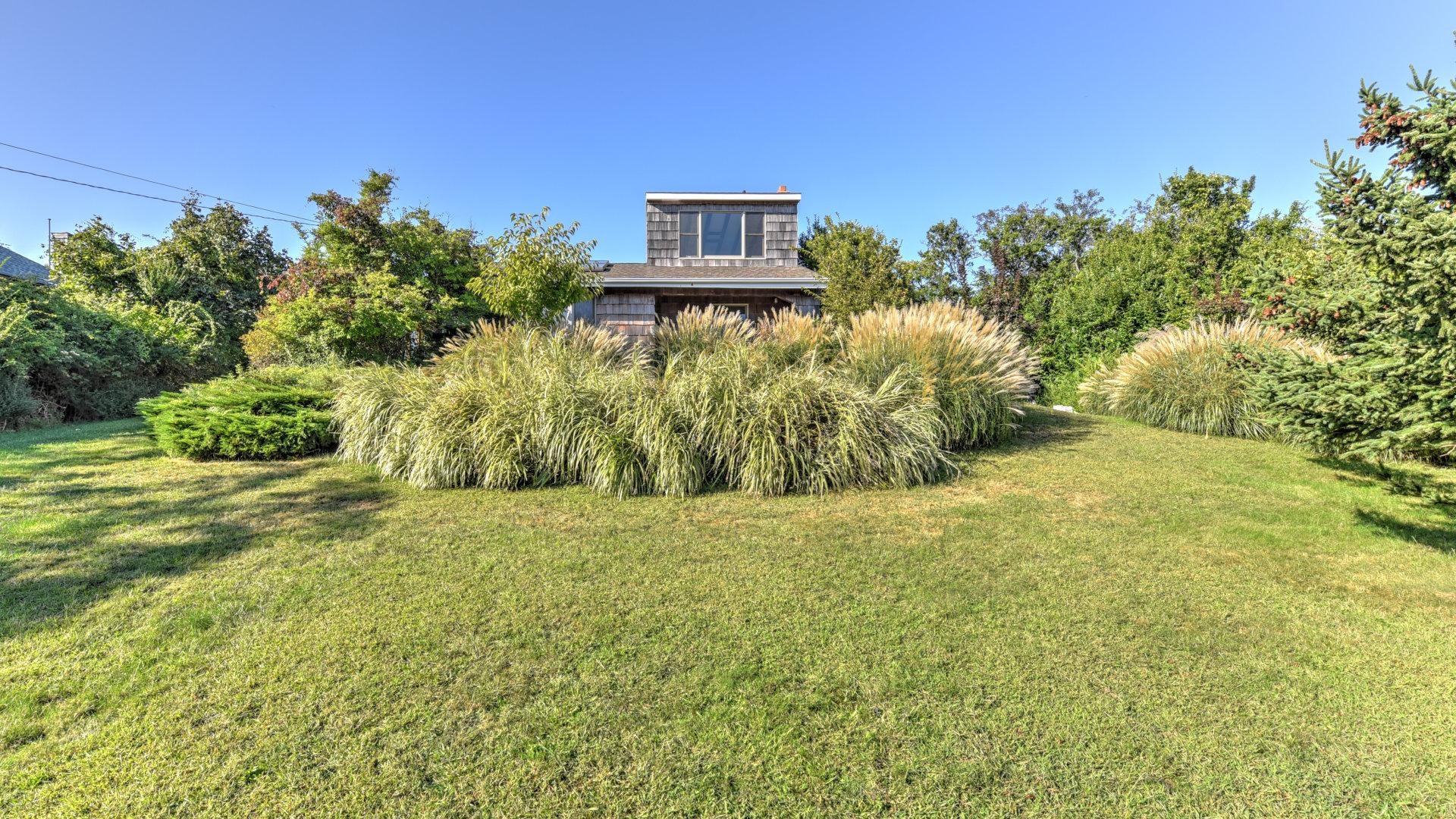 Hamptons Home 999802