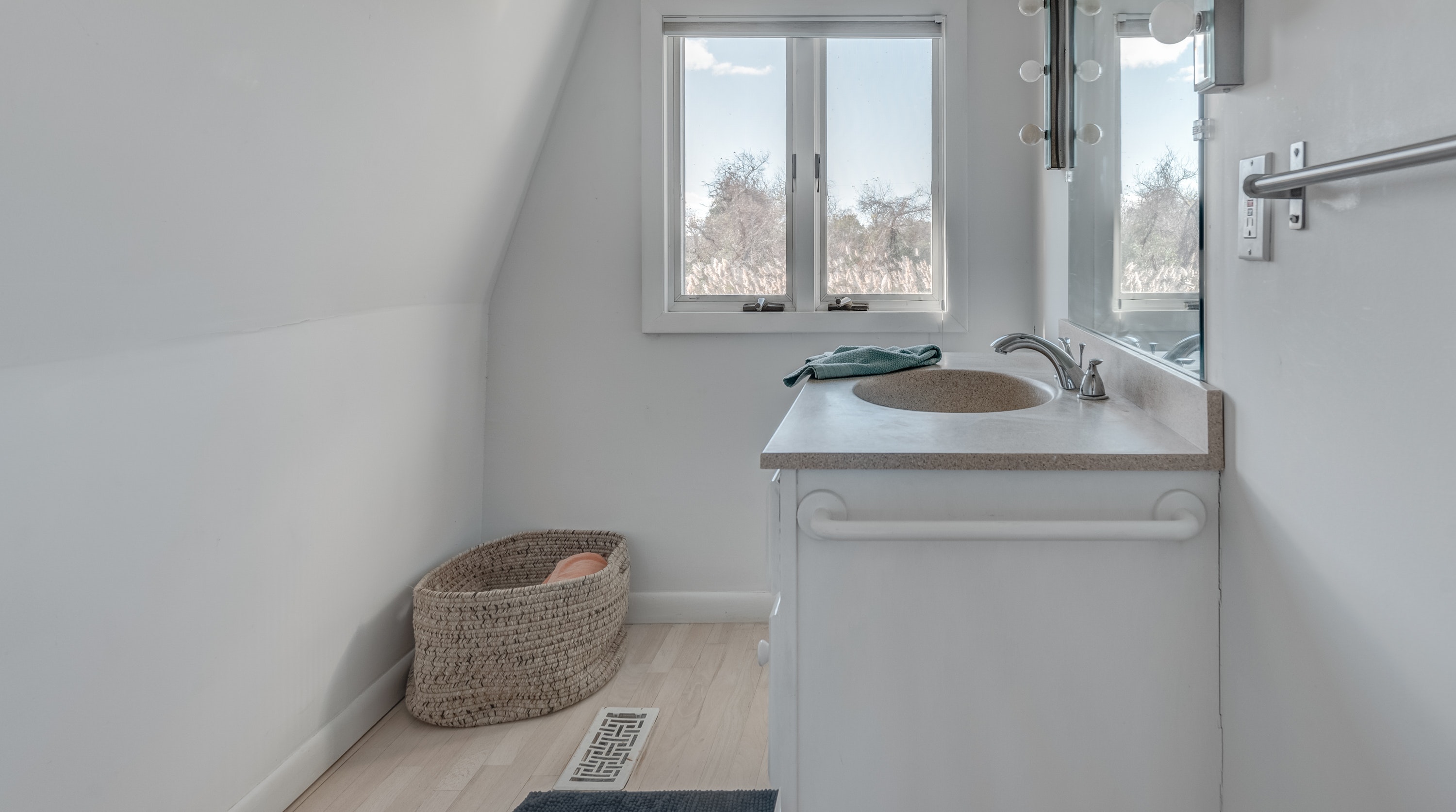 Hamptons Home 999806