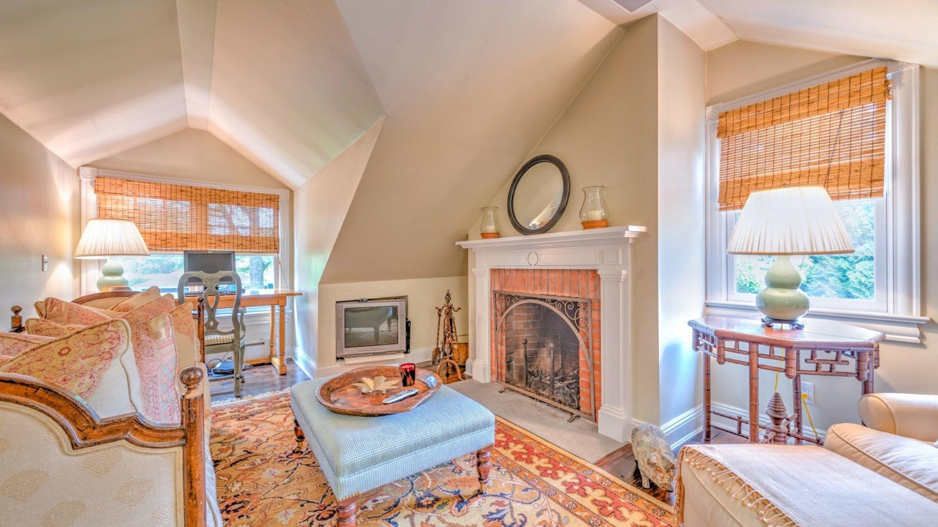 Hamptons Home 999807