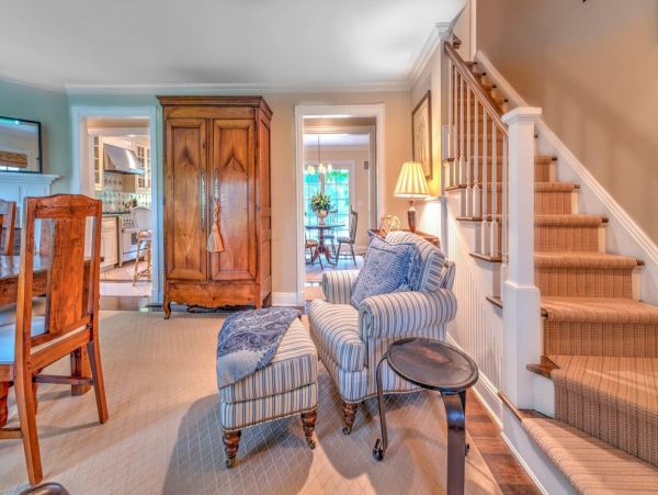 Hamptons Home 999807