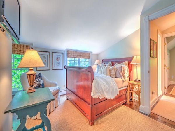 Hamptons Home 999807