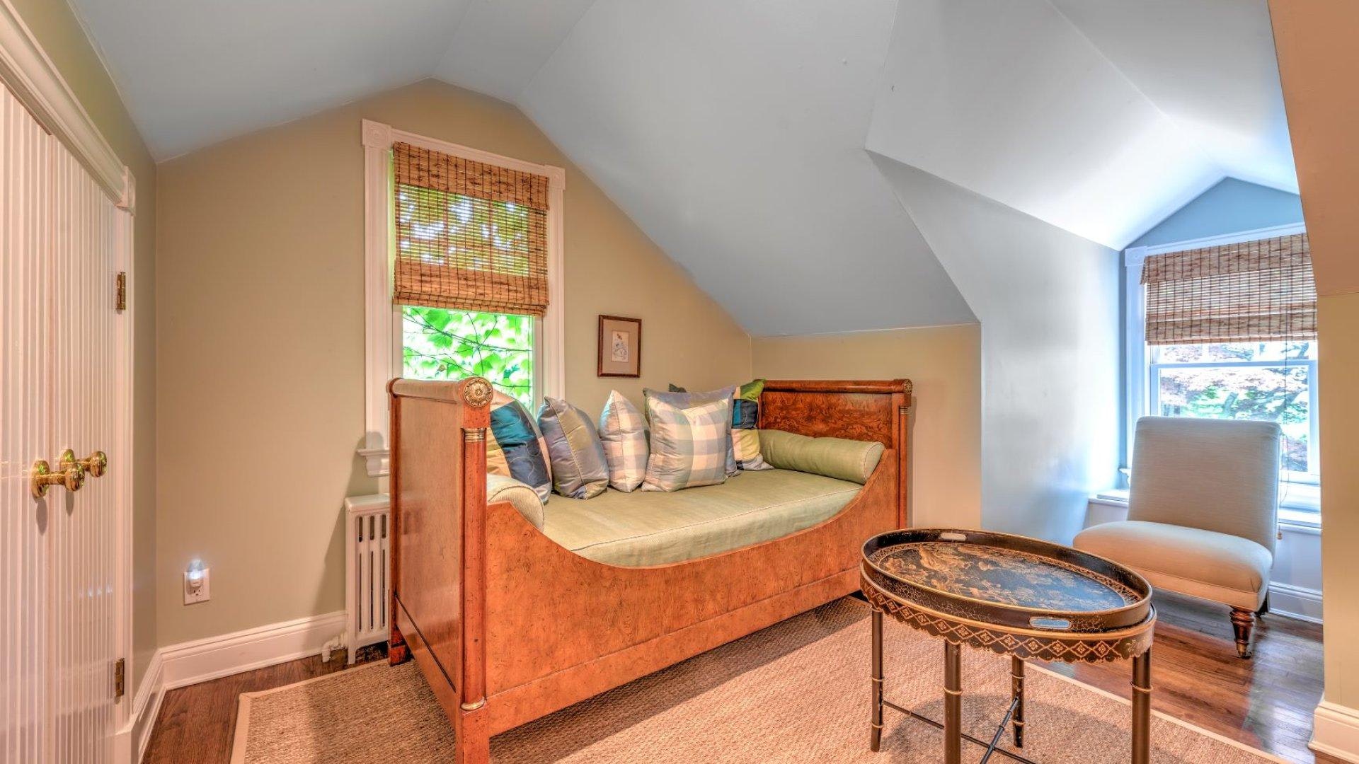Hamptons Home 999807
