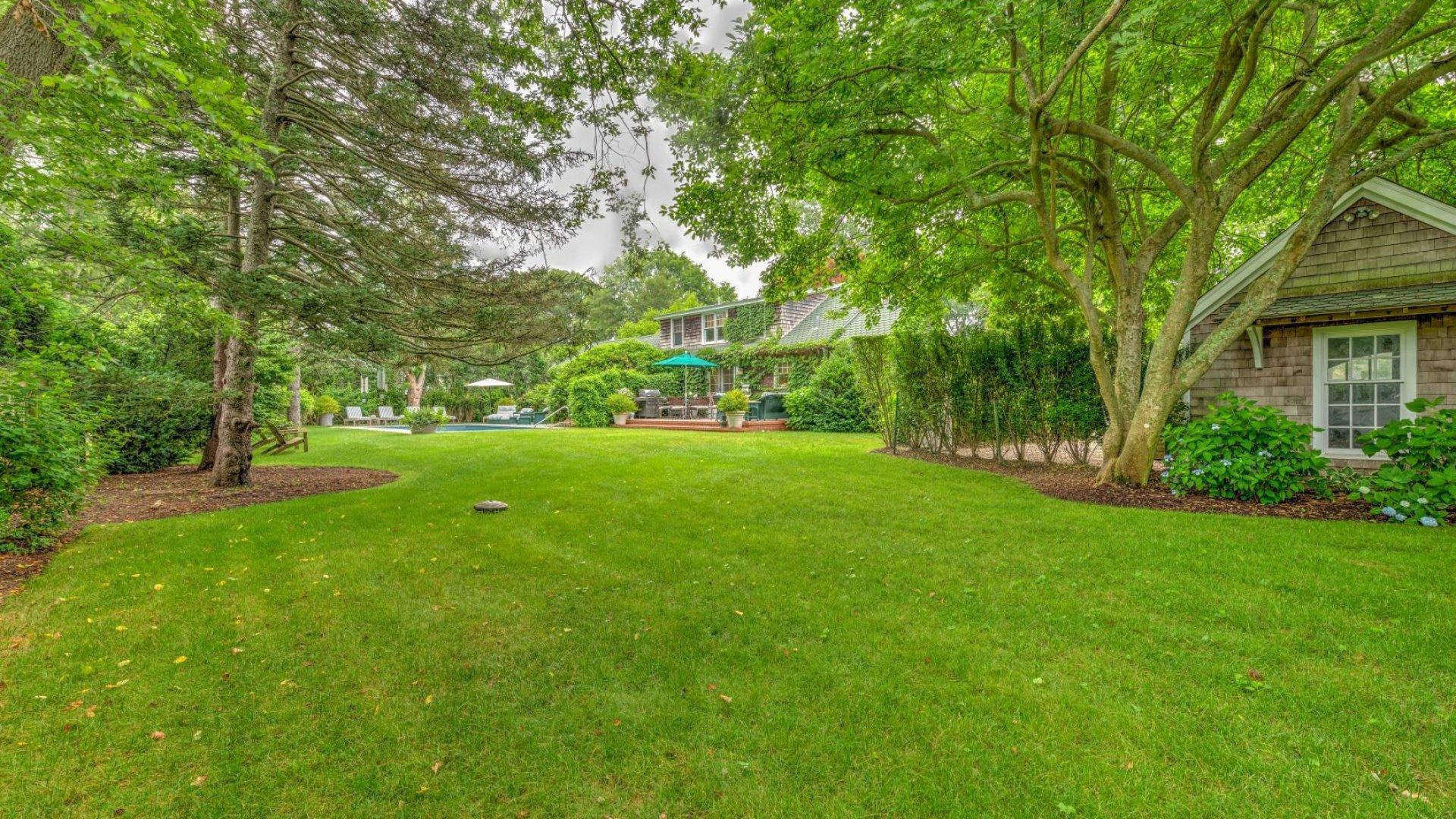 Hamptons Home 999807