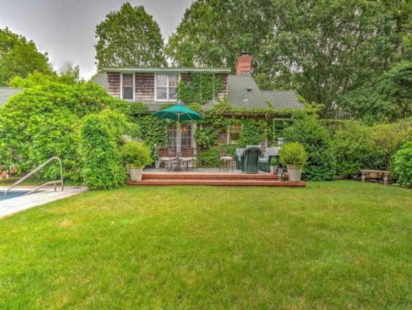 Hamptons Home 999807