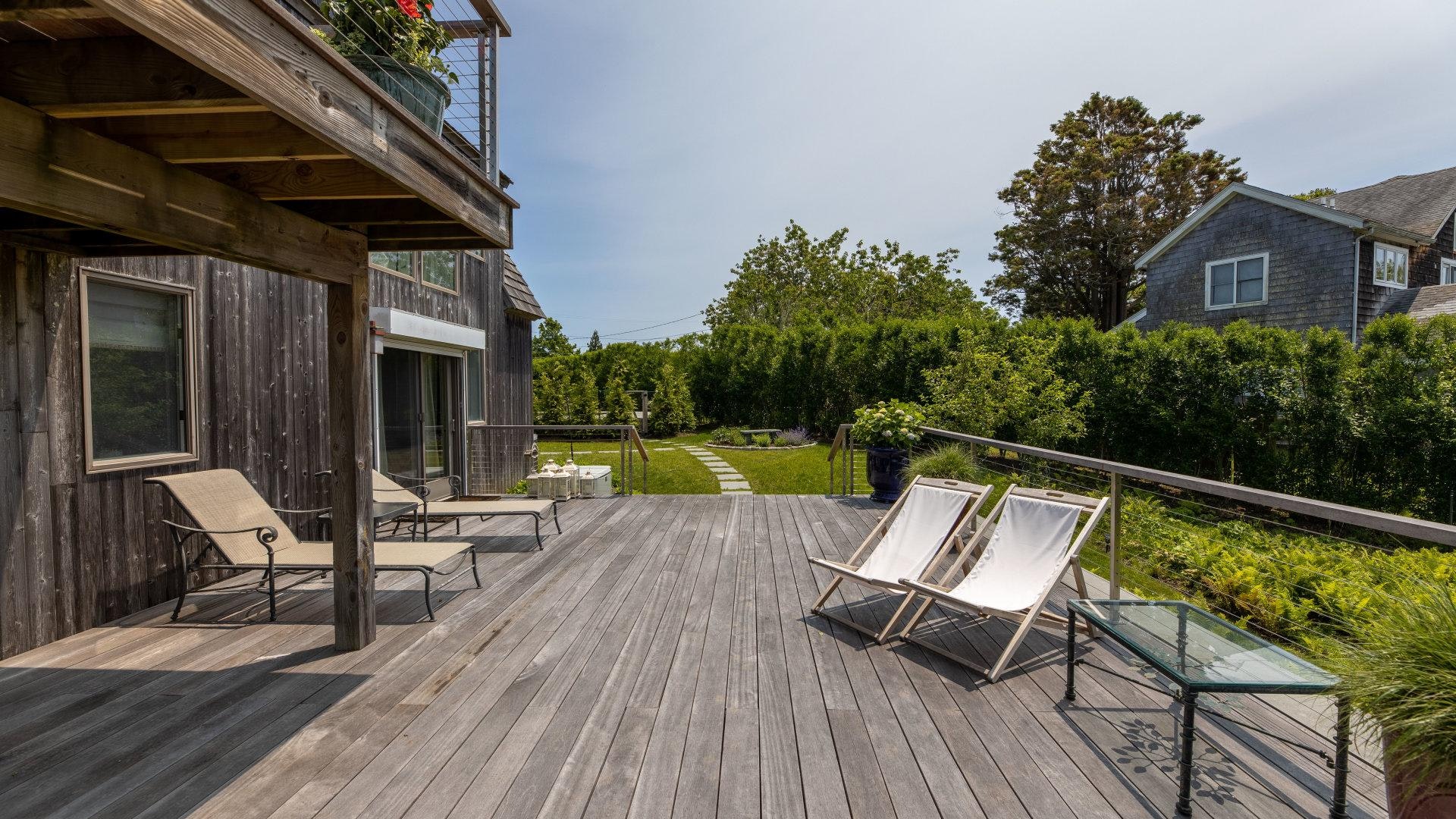 Hamptons Home 999808
