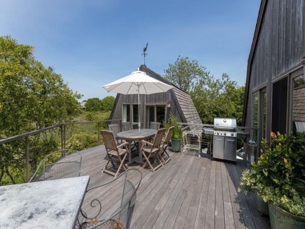 Hamptons Home 999808