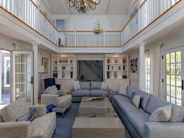 Sagaponack Vacation Home Six Bedroom with Pool