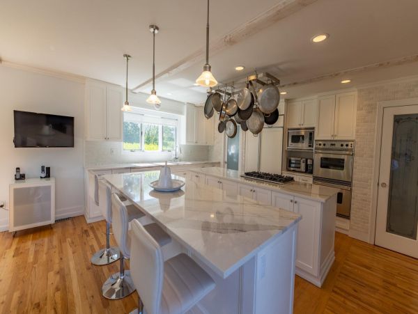 Sagaponack Vacation Home Six Bedroom with Pool
