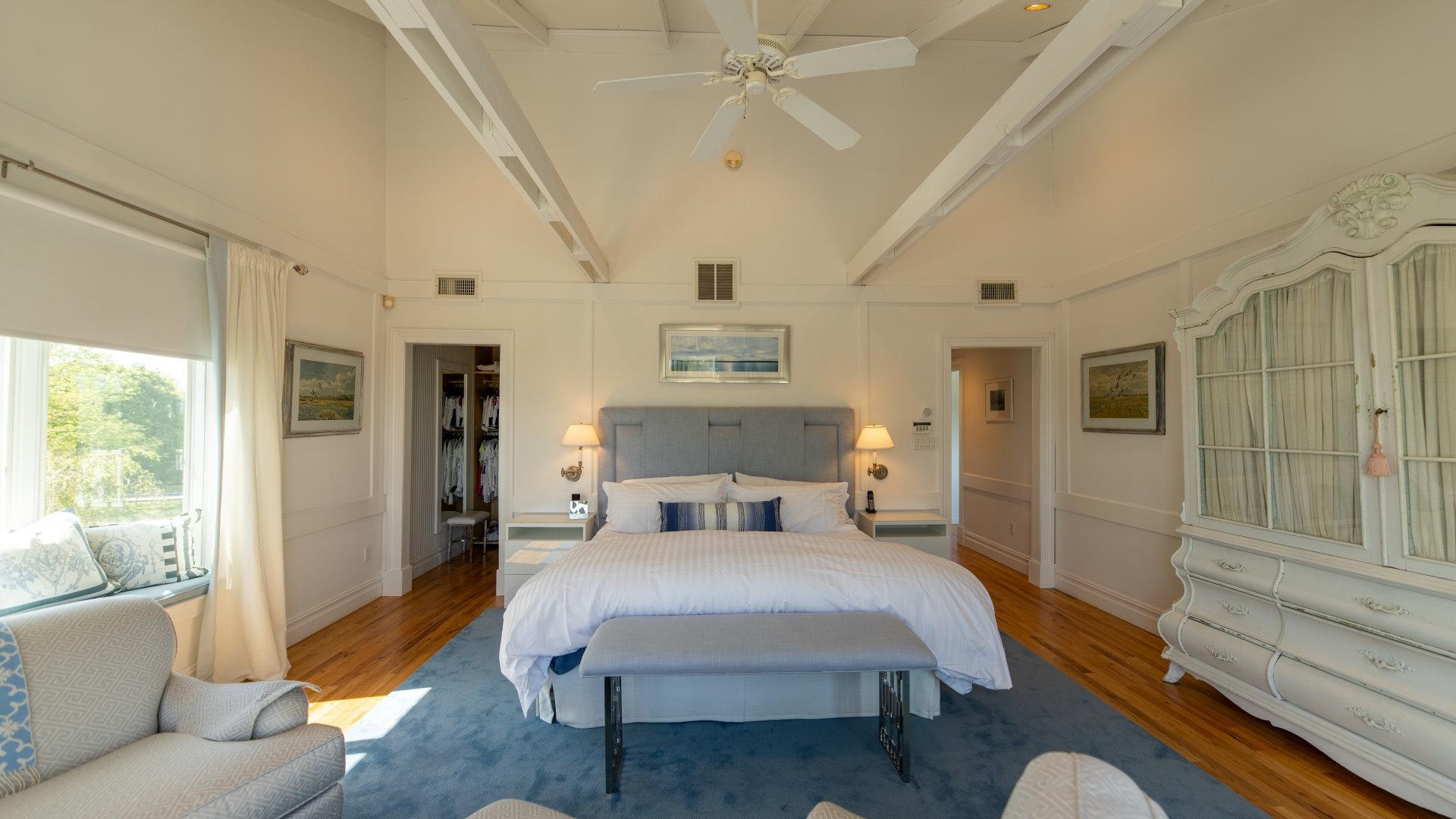 Sagaponack Vacation Home Six Bedroom with Pool