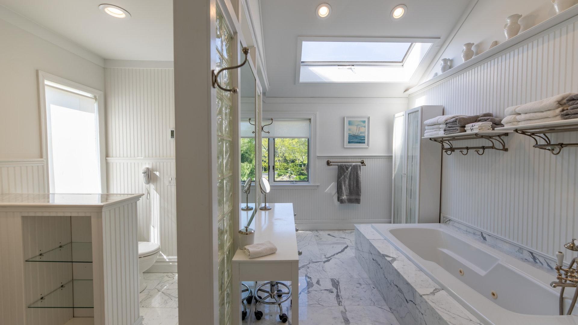 Sagaponack Vacation Home Six Bedroom with Pool