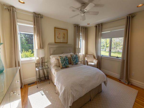 Sagaponack Vacation Home Six Bedroom with Pool