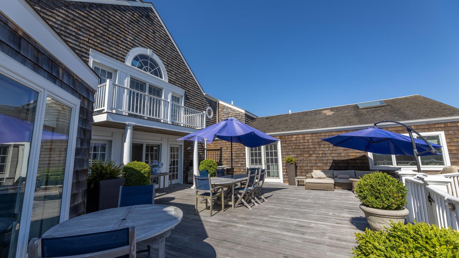 Sagaponack Vacation Home Six Bedroom with Pool