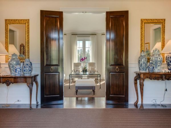 Hamptons Home 999811
