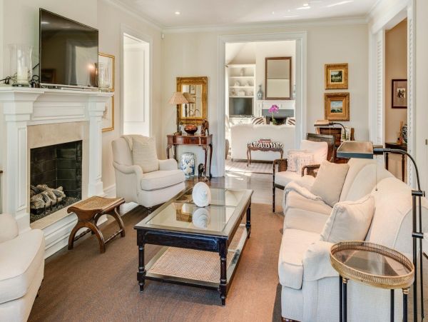 Hamptons Home 999811