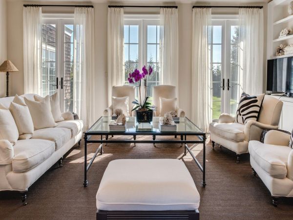 Hamptons Home 999811