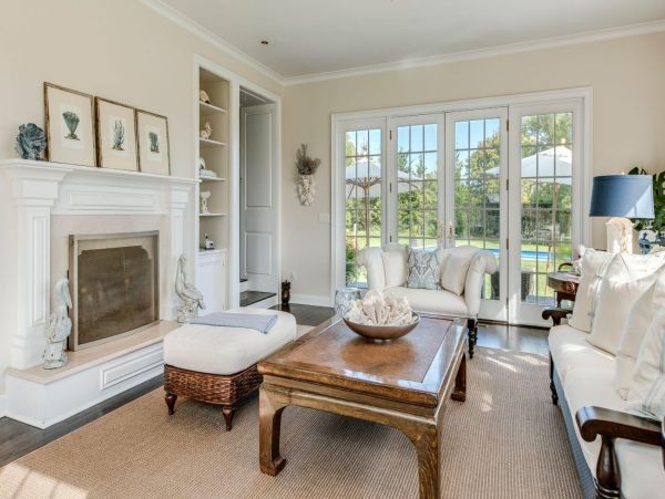 Hamptons Home 999811