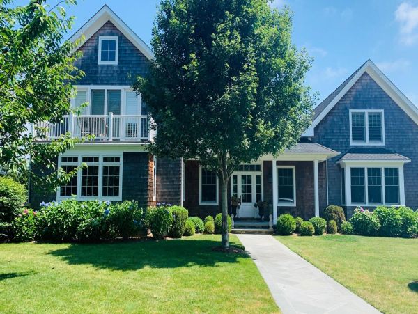 Hamptons Home 999811