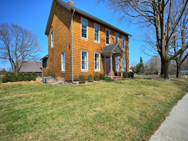 Hamptons Home 999812