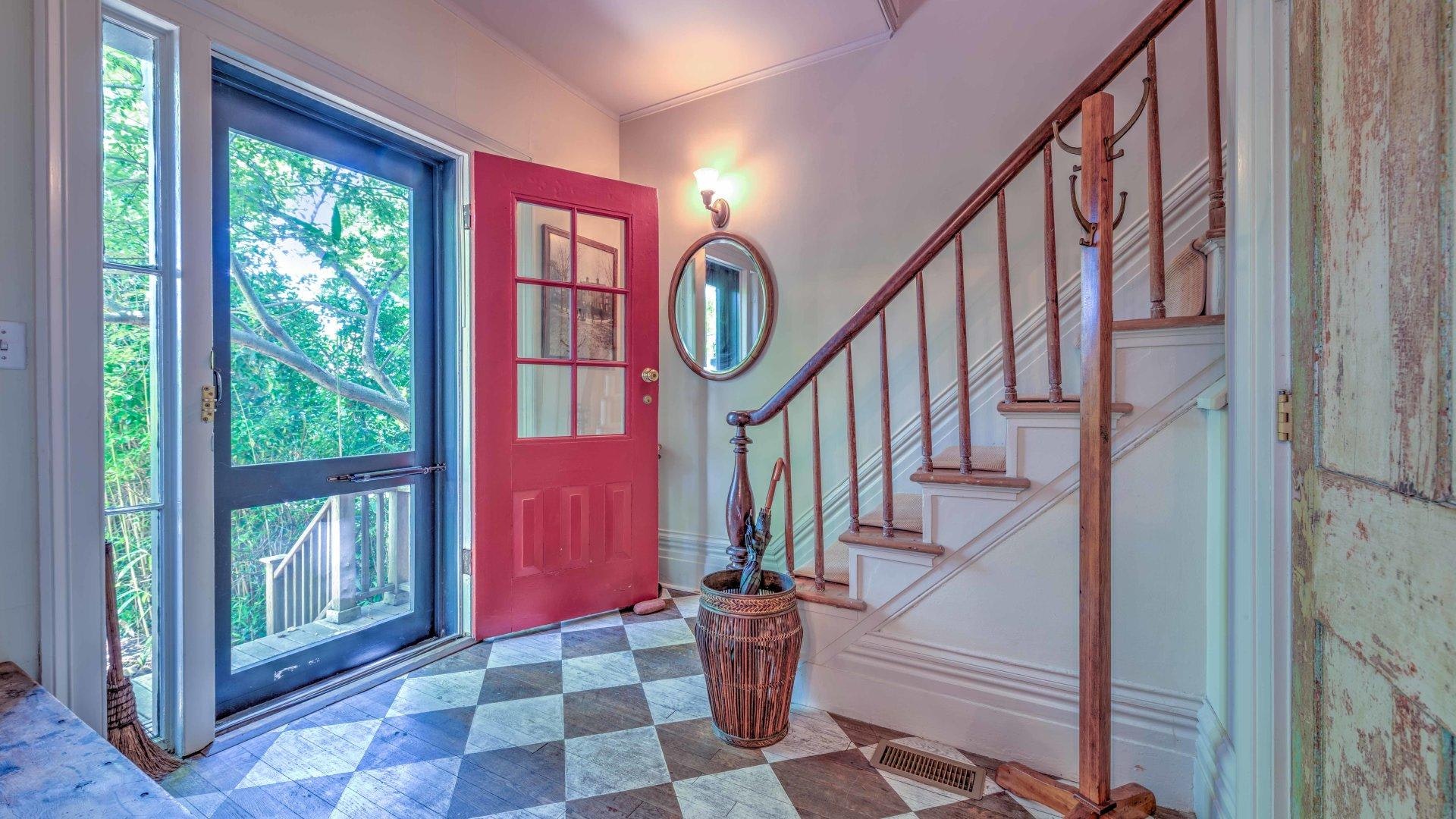 Hamptons Home 999814
