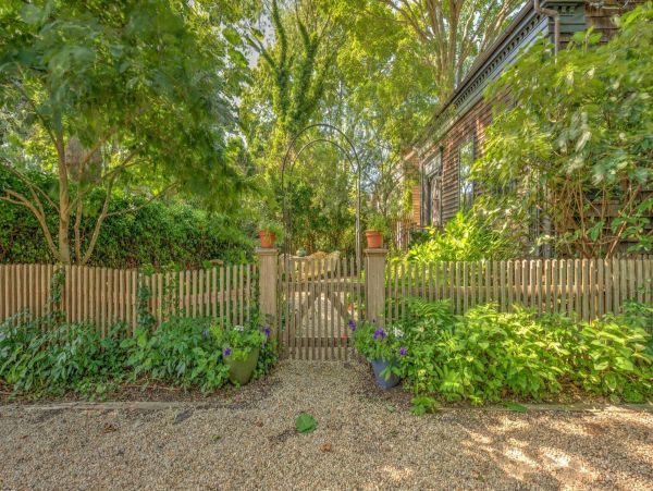 Hamptons Home 999814