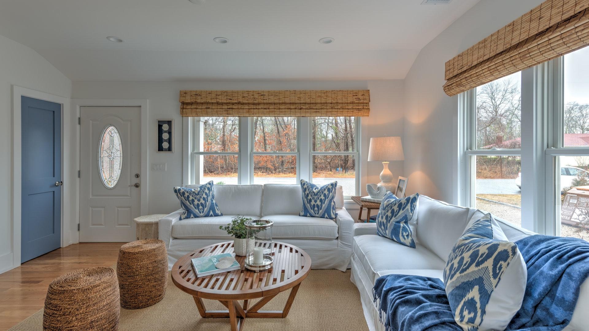 Hamptons Home 999815