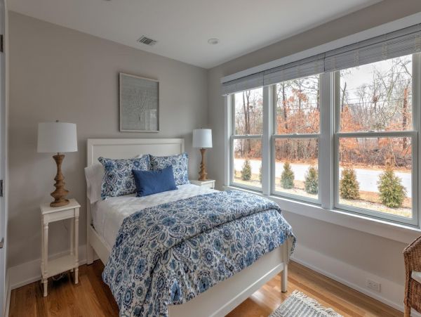 Hamptons Home 999815
