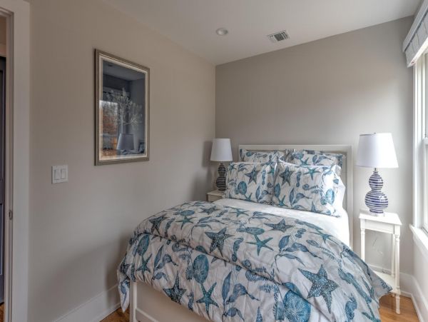 Hamptons Home 999815