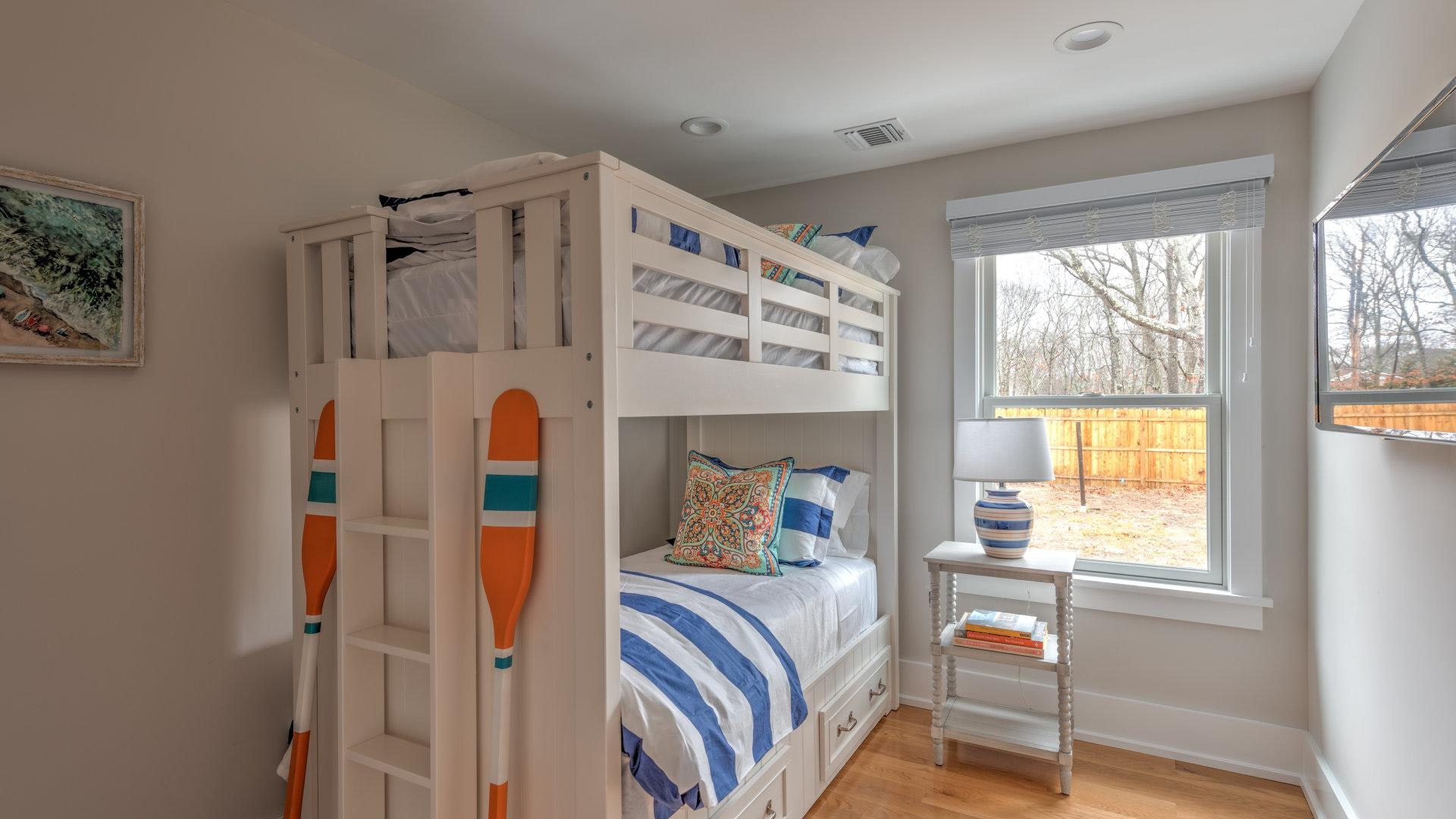 Hamptons Home 999815