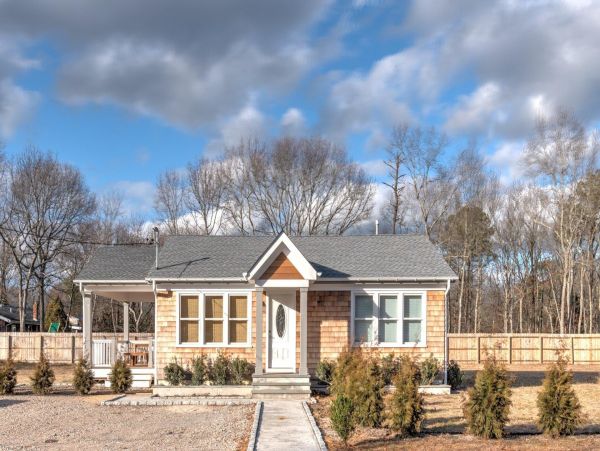 Hamptons Home 999815