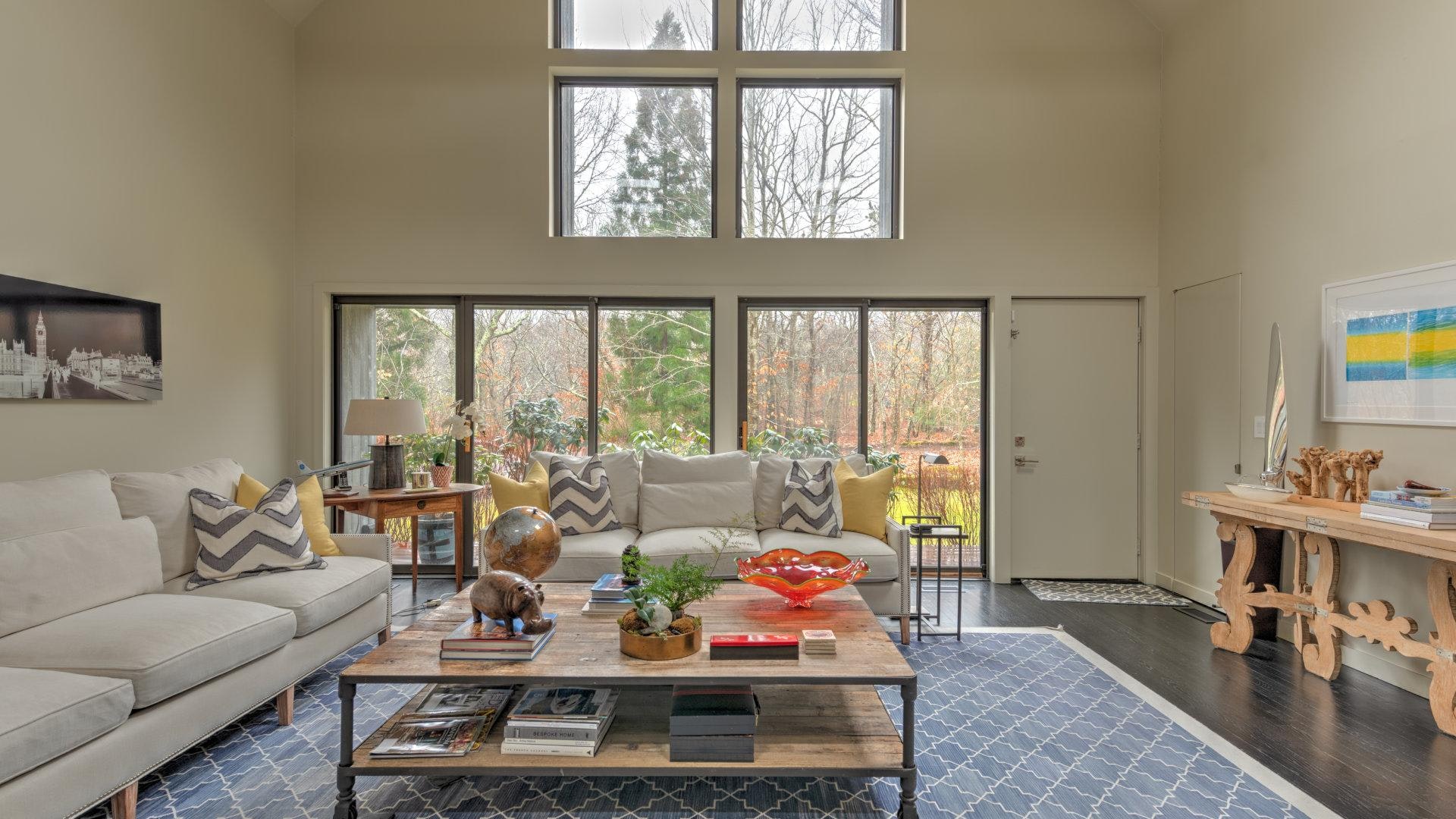 Hamptons Home 999816