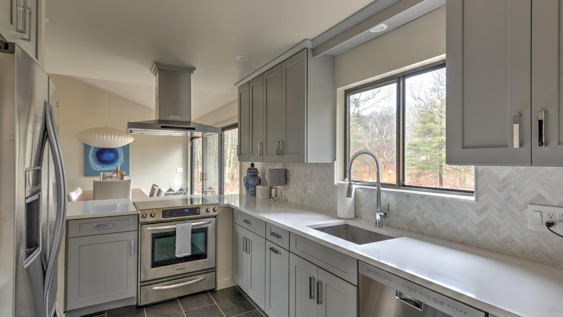 Hamptons Home 999816