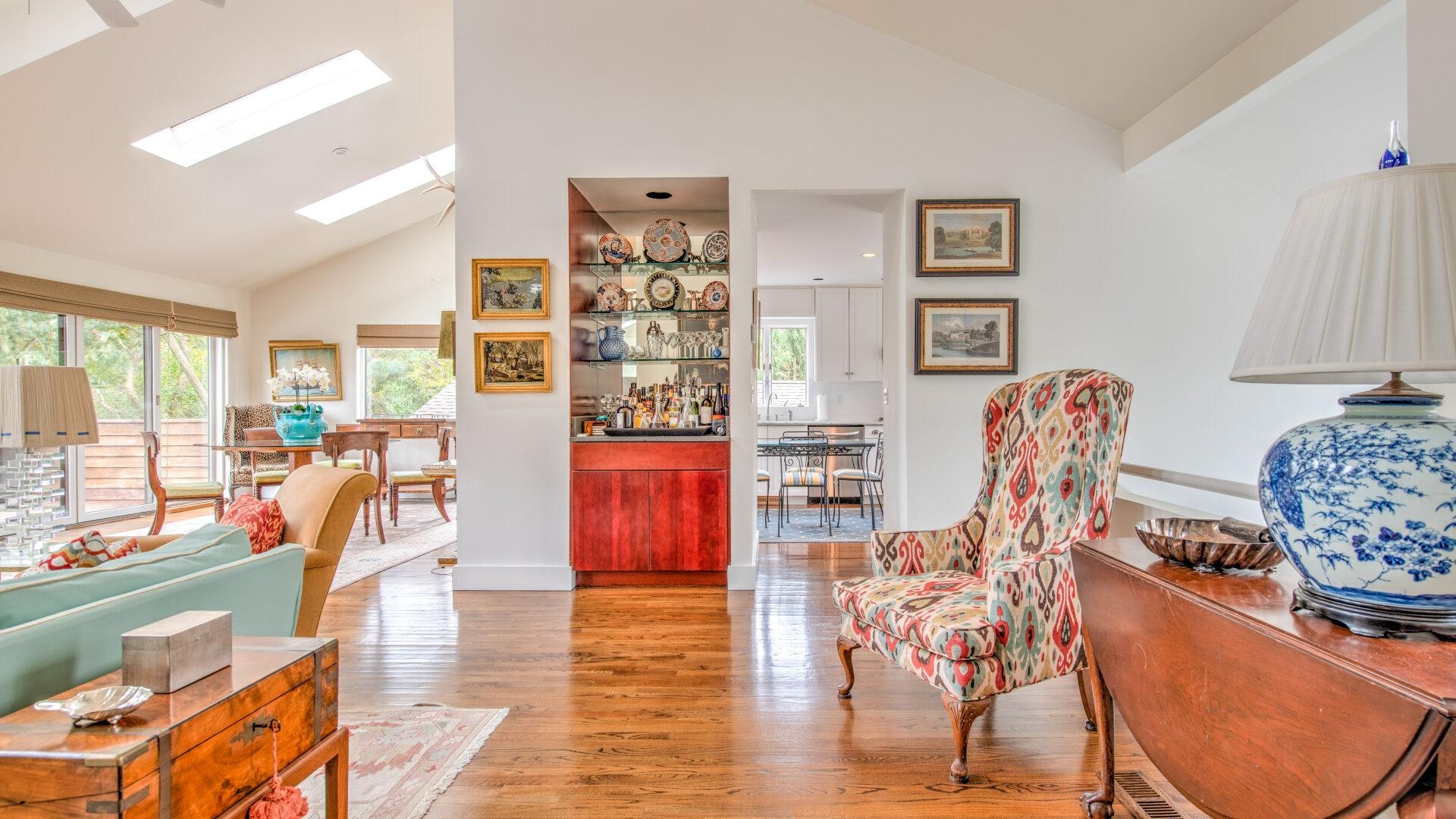 Southampton Vacation Home Four Bedroom with Pool