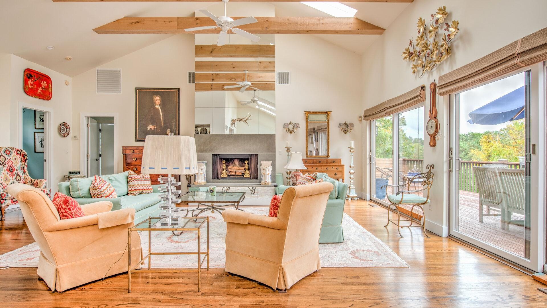 Southampton Vacation Home Four Bedroom with Pool