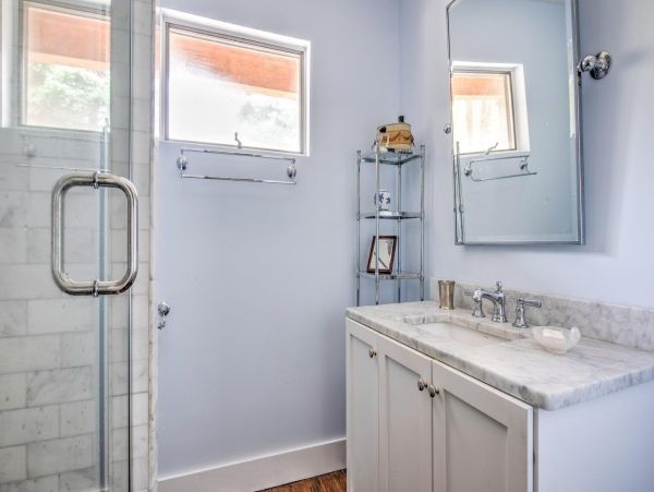 Southampton Vacation Home Four Bedroom with Pool