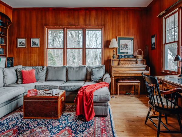 Beautiful Hamptons Vacation Rental with Private Beach Access