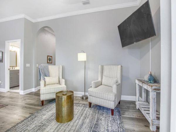 Luxury Panama Beach 4 Bedroom Residence Great Location!