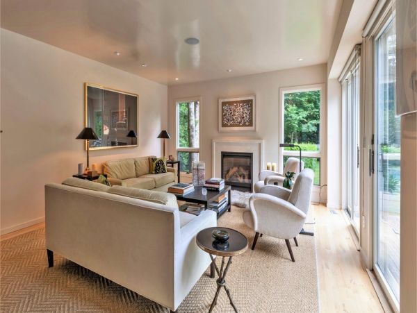 Hamptons Home 999822