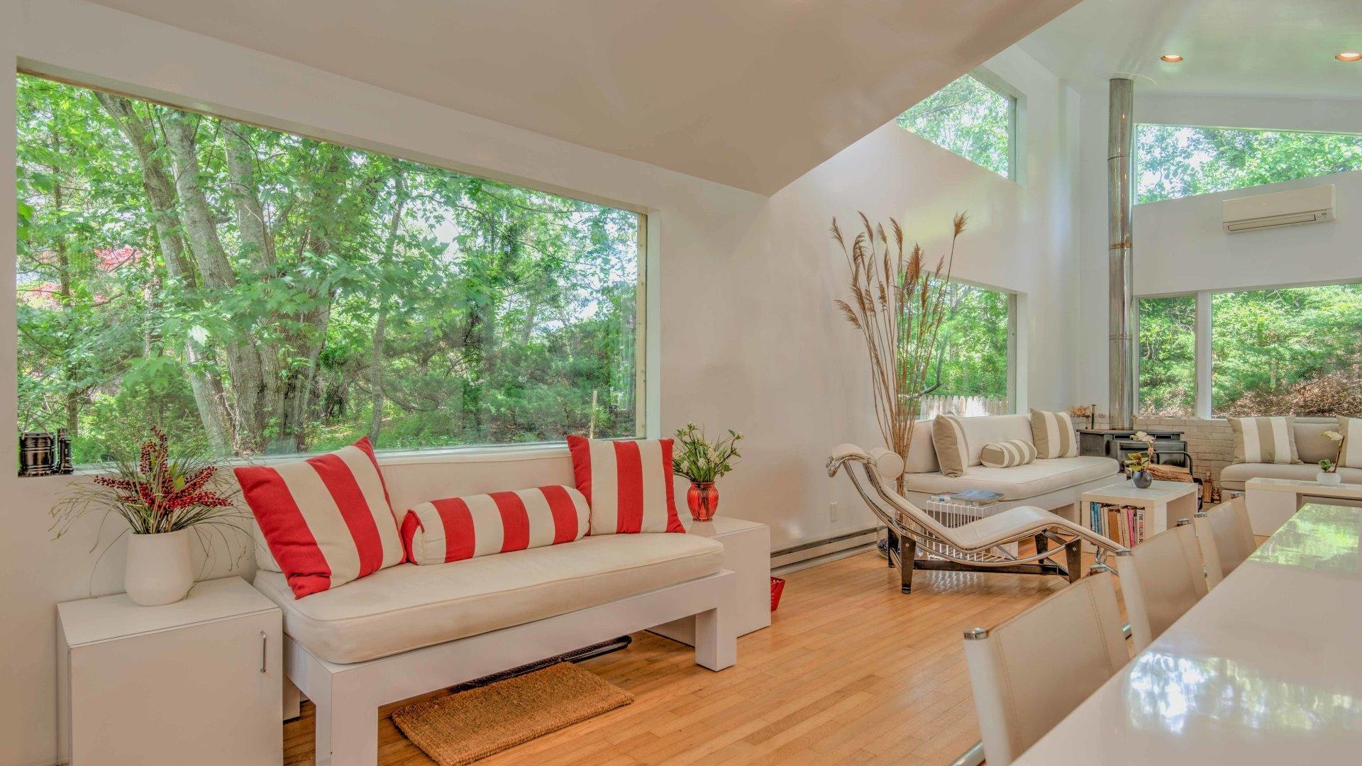 Hamptons Home 999824