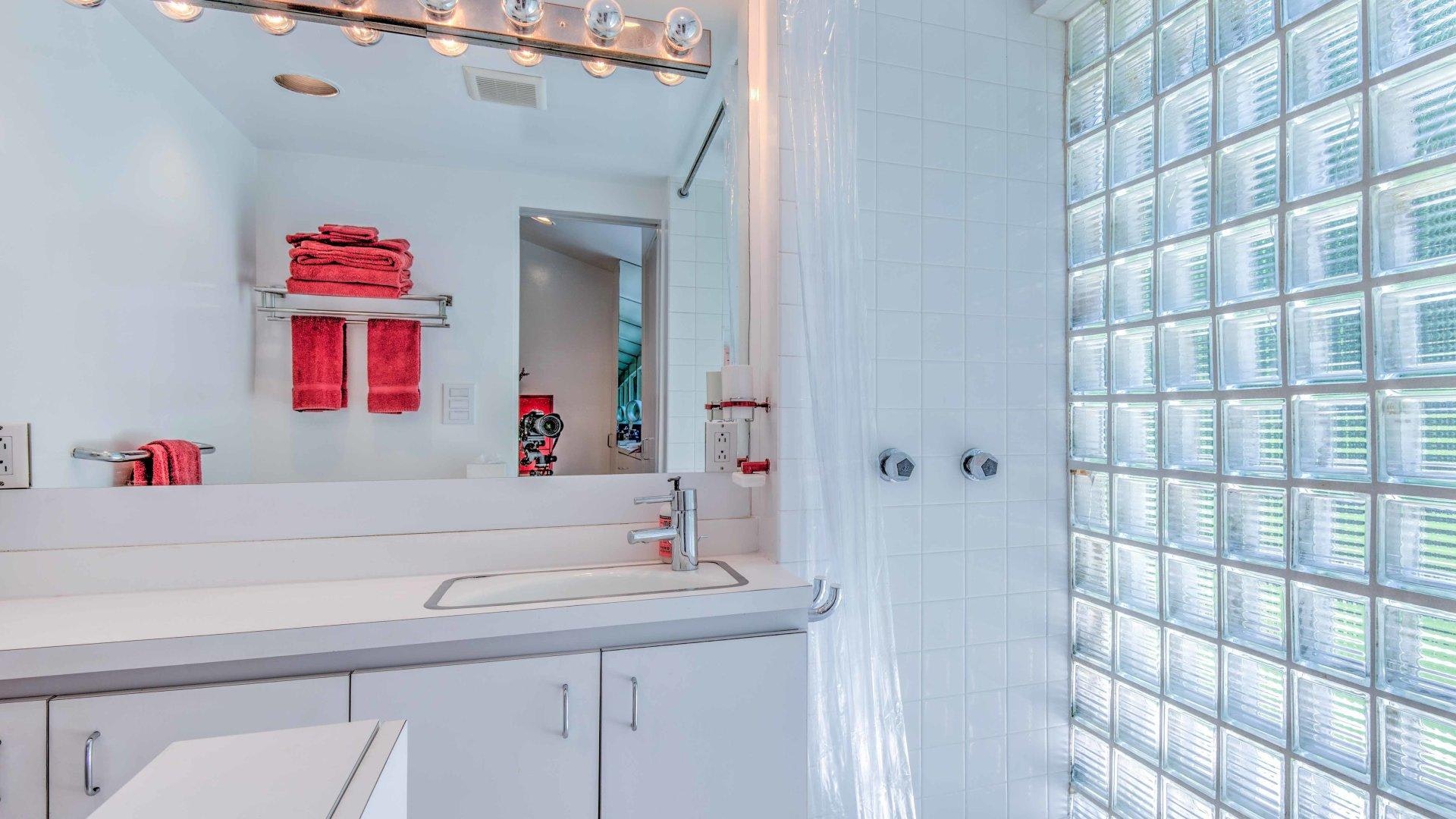 Hamptons Home 999824