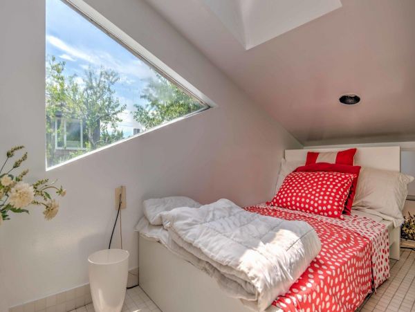Hamptons Home 999824