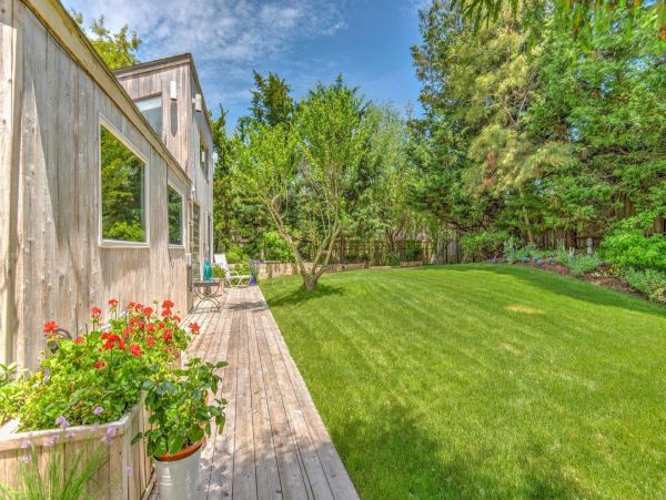 Hamptons Home 999824