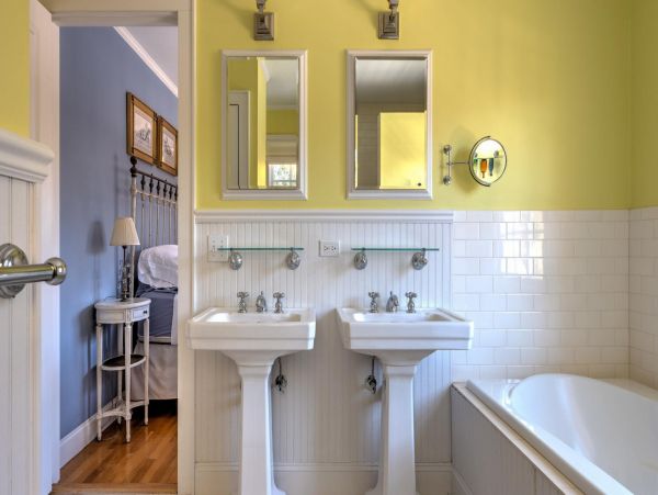 East Hampton Vacation Home Four Bedroom