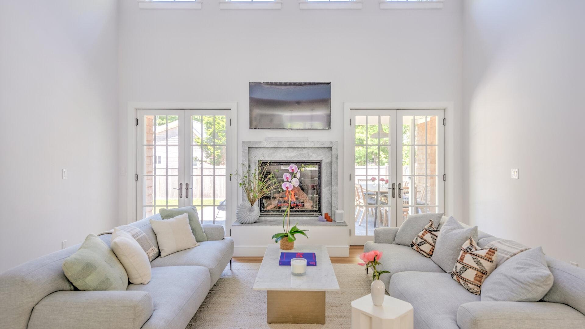 Hamptons Home 999826