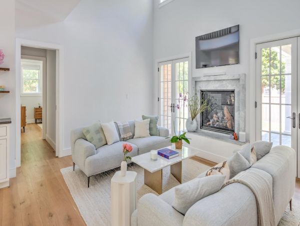 Hamptons Home 999826