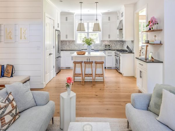 Hamptons Home 999826