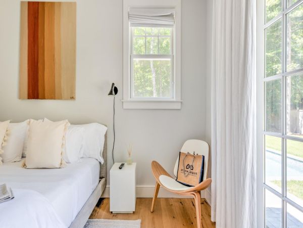 Hamptons Home 999826