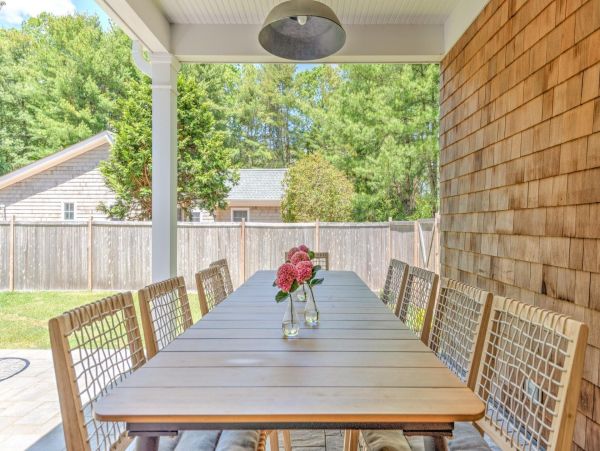 Hamptons Home 999826